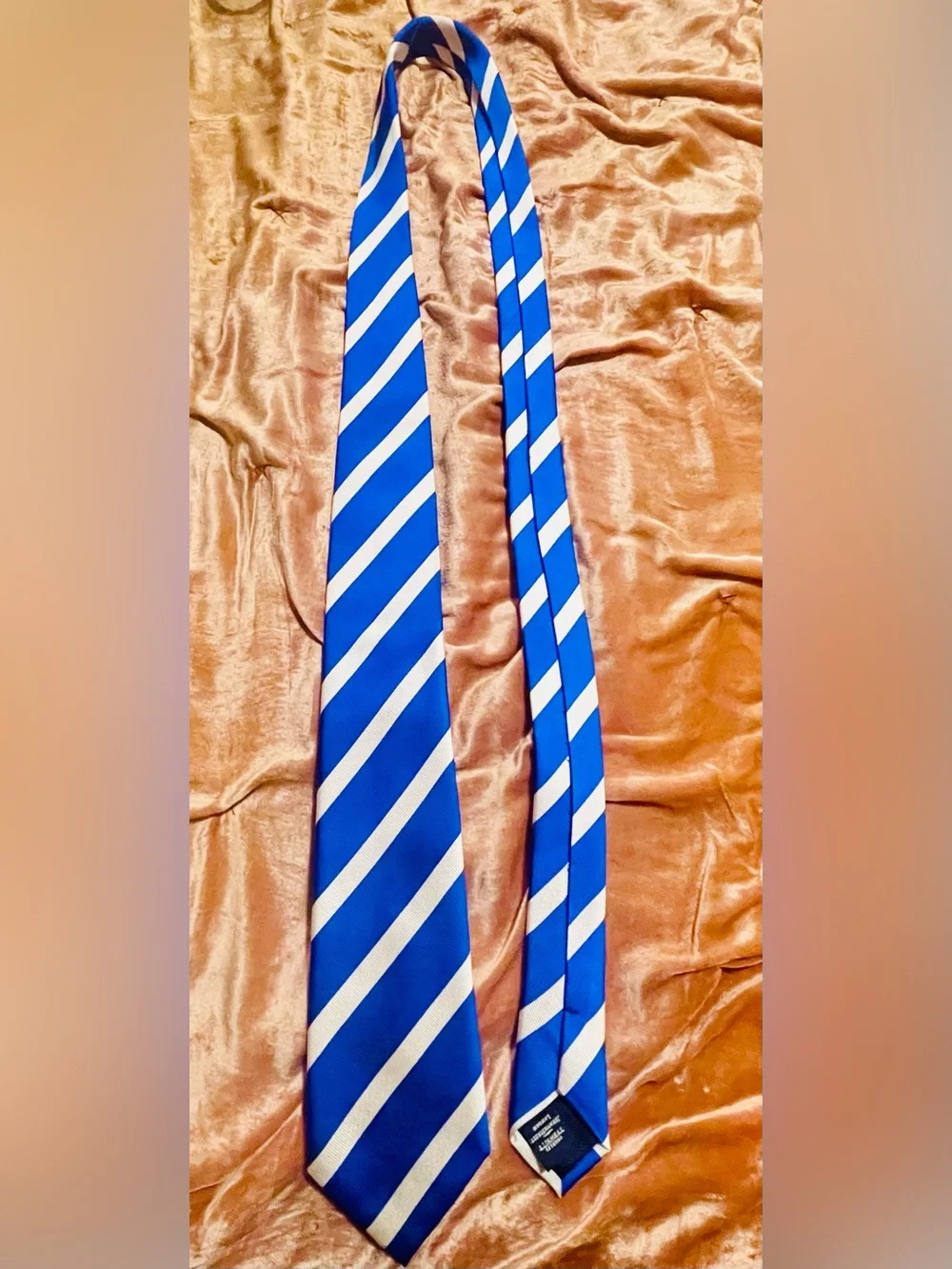 Charles Tyrwhitt Men's Tie Blue & White Diagonal Stripe 100% Silk